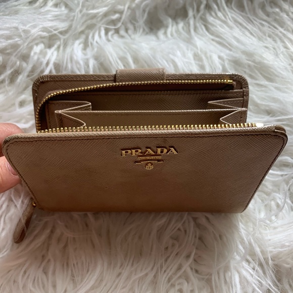 Prada Bags Prada Leather Wallet And Authentication Card Poshmark